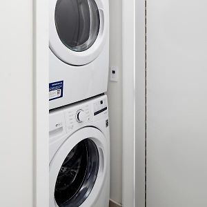 Deluxe One-Bedroom Suite